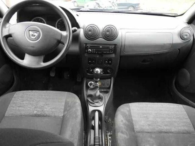 Синий Дачия Duster, объемом двигателя 0 л и пробегом 245 тыс. км за 5790 $, фото 7 на Automoto.ua