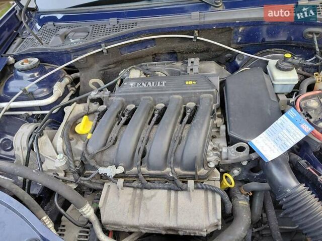 Дачия Duster 2011 в Сокале на Automoto.ua Синий Дачия Duster, объемом двигателя 1.6 л и пробегом 155 тыс. км за 7500 $, фото 14 на Automoto.ua