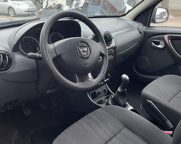 Синий Дачия Duster, объемом двигателя 1.6 л и пробегом 280 тыс. км за 6000 $, фото 9 на Automoto.ua