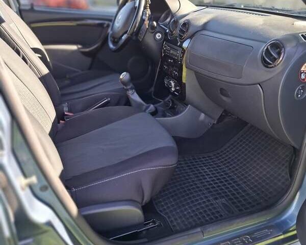Дачія Duster 2011 у Бродах на Automoto.ua Синій Дачія Duster, об'ємом двигуна 1.46 л та пробігом 207 тис. км за 8300 $, фото 6 на Automoto.ua
