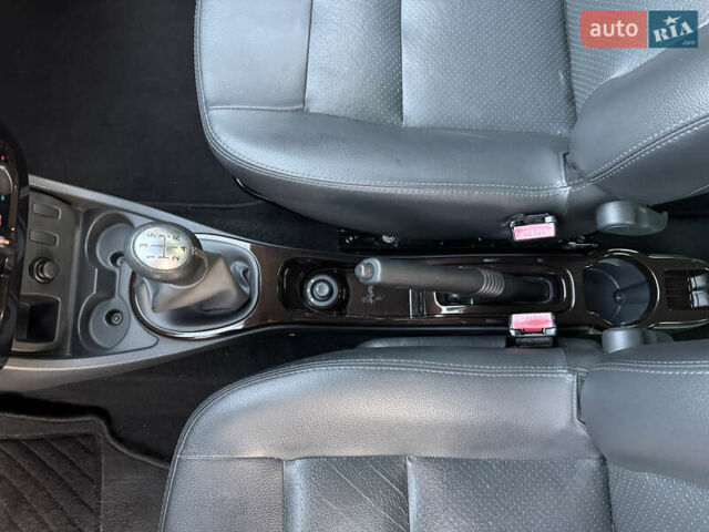 Синий Дачия Duster, объемом двигателя 1.6 л и пробегом 190 тыс. км за 9500 $, фото 40 на Automoto.ua