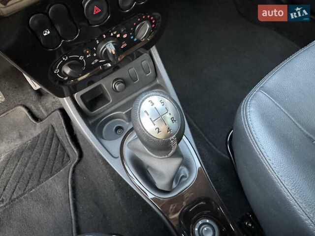 Синий Дачия Duster, объемом двигателя 1.6 л и пробегом 190 тыс. км за 9500 $, фото 39 на Automoto.ua