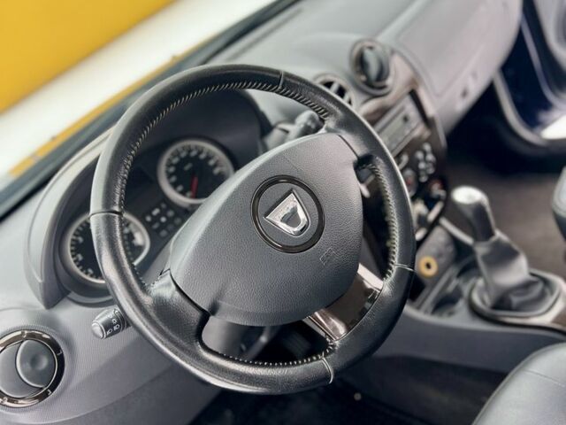 Синій Дачія Duster, об'ємом двигуна 1.6 л та пробігом 155 тис. км за 8750 $, фото 19 на Automoto.ua