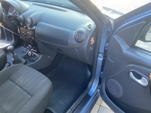 Синий Дачия Duster, объемом двигателя 1.5 л и пробегом 265 тыс. км за 9100 $, фото 5 на Automoto.ua
