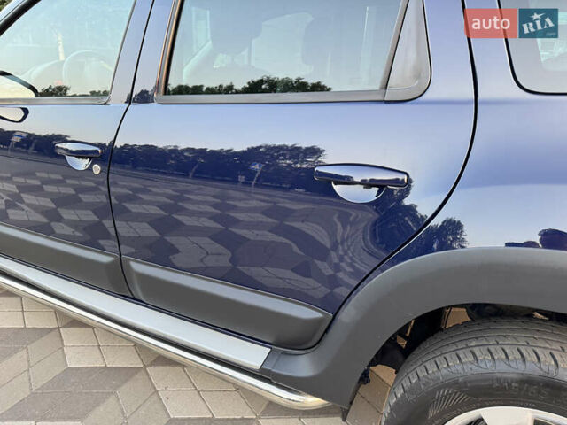 Синий Дачия Duster, объемом двигателя 1.6 л и пробегом 190 тыс. км за 9500 $, фото 5 на Automoto.ua