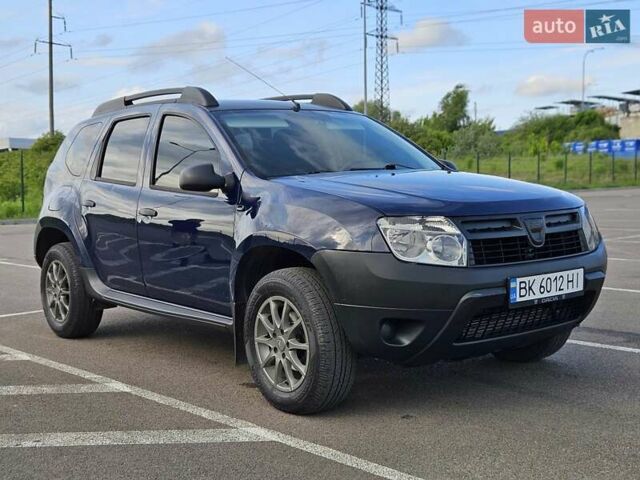 Синий Дачия Duster, объемом двигателя 1.5 л и пробегом 260 тыс. км за 8300 $, фото 1 на Automoto.ua