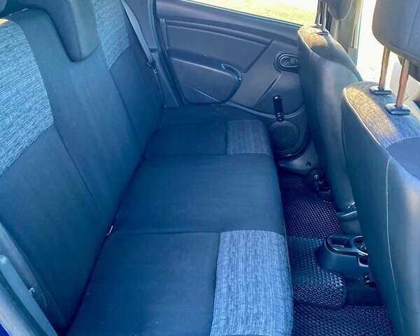 Синій Дачія Duster, об'ємом двигуна 1.6 л та пробігом 214 тис. км за 9200 $, фото 2 на Automoto.ua