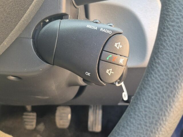 Синій Дачія Duster, об'ємом двигуна 1.5 л та пробігом 143 тис. км за 4100 $, фото 7 на Automoto.ua