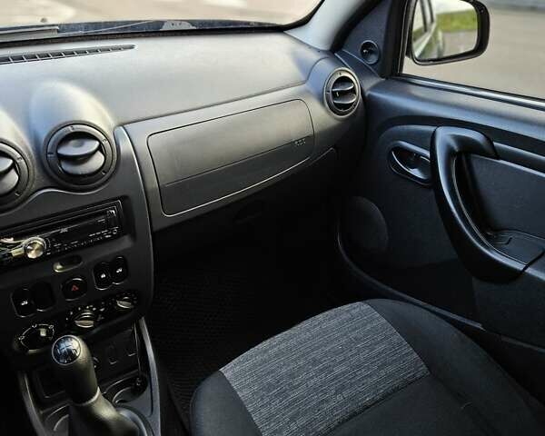 Синий Дачия Duster, объемом двигателя 1.5 л и пробегом 260 тыс. км за 8300 $, фото 16 на Automoto.ua