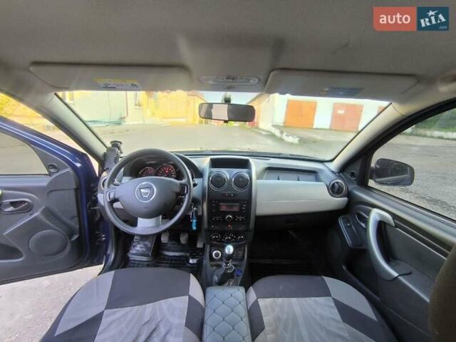Синий Дачия Duster, объемом двигателя 1.46 л и пробегом 180 тыс. км за 10700 $, фото 25 на Automoto.ua
