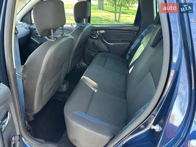 Синий Дачия Duster, объемом двигателя 1.6 л и пробегом 148 тыс. км за 12400 $, фото 18 на Automoto.ua