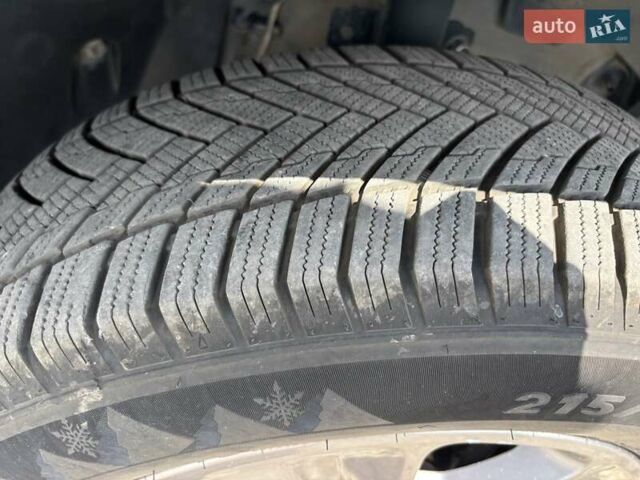 Синий Дачия Duster, объемом двигателя 1.6 л и пробегом 237 тыс. км за 9500 $, фото 9 на Automoto.ua