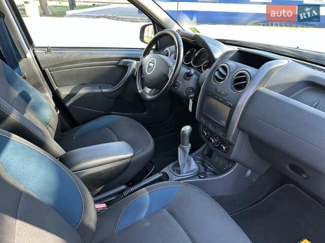 Синий Дачия Duster, объемом двигателя 1.6 л и пробегом 148 тыс. км за 12400 $, фото 26 на Automoto.ua