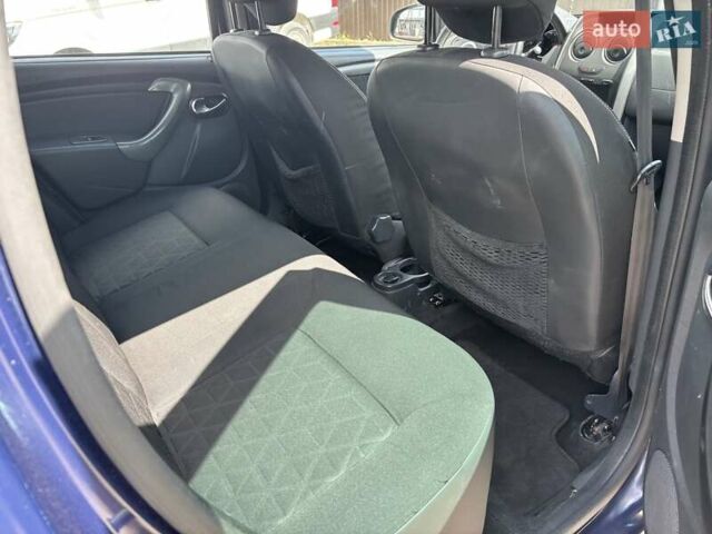 Синий Дачия Duster, объемом двигателя 1.6 л и пробегом 237 тыс. км за 9500 $, фото 7 на Automoto.ua