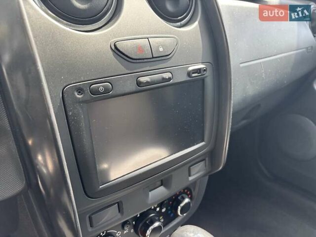 Синий Дачия Duster, объемом двигателя 1.6 л и пробегом 237 тыс. км за 9500 $, фото 12 на Automoto.ua