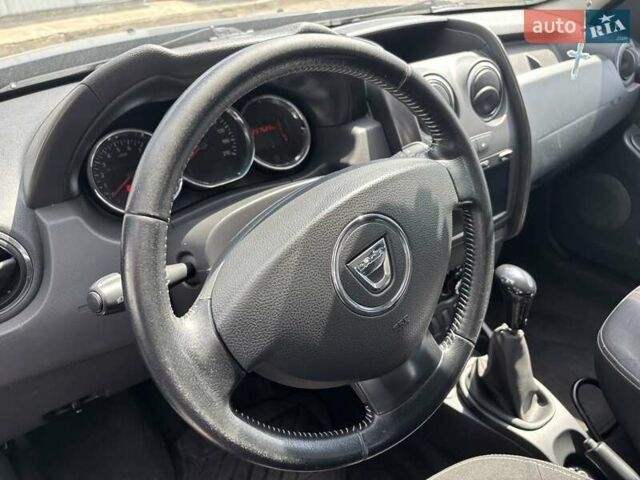 Синий Дачия Duster, объемом двигателя 1.6 л и пробегом 237 тыс. км за 9500 $, фото 10 на Automoto.ua