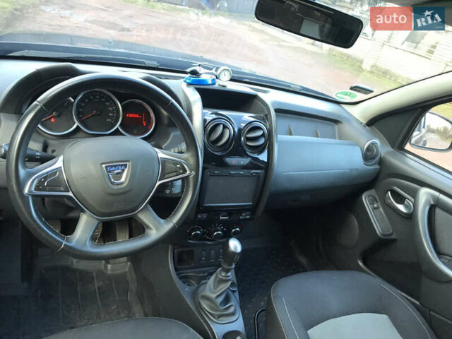 Синій Дачія Duster, об'ємом двигуна 1.2 л та пробігом 230 тис. км за 9700 $, фото 7 на Automoto.ua