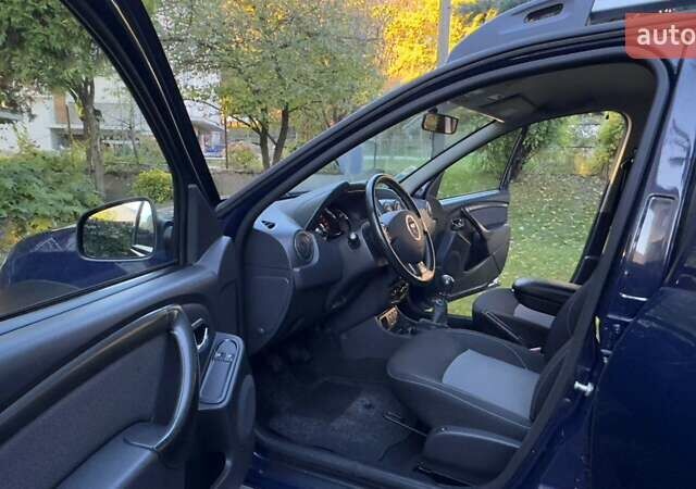 Дачія Duster 2017 у Львові на Automoto.ua Синій Дачія Duster, об'ємом двигуна 1.5 л та пробігом 80 тис. км за 11700 $, фото 21 на Automoto.ua