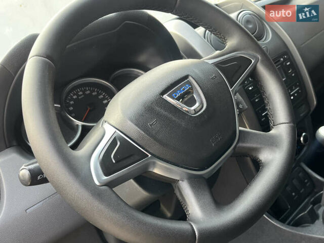 Синій Дачія Duster, об'ємом двигуна 1.6 л та пробігом 160 тис. км за 9450 $, фото 47 на Automoto.ua