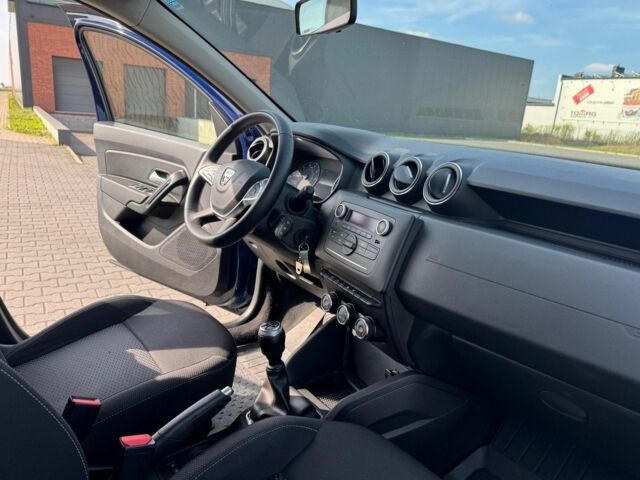 Синий Дачия Duster, объемом двигателя 1.6 л и пробегом 160 тыс. км за 9500 $, фото 4 на Automoto.ua