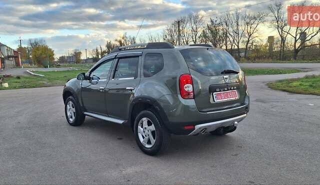 Дачия Duster 2013 в Новоархангельске на Automoto.ua Зеленый Дачия Duster, объемом двигателя 1.5 л и пробегом 198 тыс. км за 10500 $, фото 119 на Automoto.ua