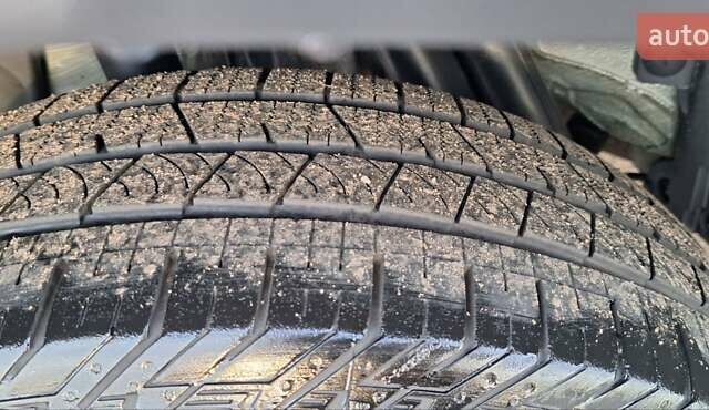 Дачия Duster 2013 в Новоархангельске на Automoto.ua Зеленый Дачия Duster, объемом двигателя 1.5 л и пробегом 198 тыс. км за 10500 $, фото 110 на Automoto.ua