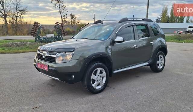 Дачия Duster 2013 в Новоархангельске на Automoto.ua Зеленый Дачия Duster, объемом двигателя 1.5 л и пробегом 198 тыс. км за 10500 $, фото 116 на Automoto.ua