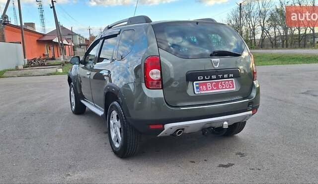 Дачия Duster 2013 в Новоархангельске на Automoto.ua Зеленый Дачия Duster, объемом двигателя 1.5 л и пробегом 198 тыс. км за 10500 $, фото 39 на Automoto.ua