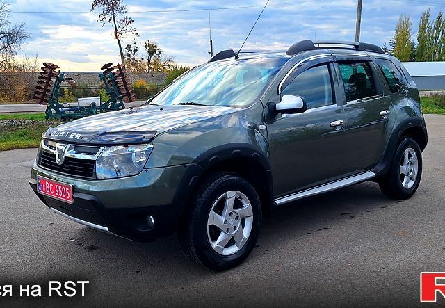 Зеленый Дачия Duster, объемом двигателя 1.5 л и пробегом 198 тыс. км за 10500 $, фото 2 на Automoto.ua