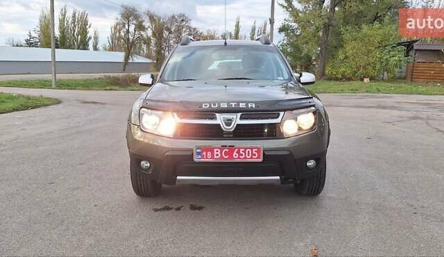 Дачия Duster 2013 в Новоархангельске на Automoto.ua Зеленый Дачия Duster, объемом двигателя 1.5 л и пробегом 198 тыс. км за 10500 $, фото 112 на Automoto.ua