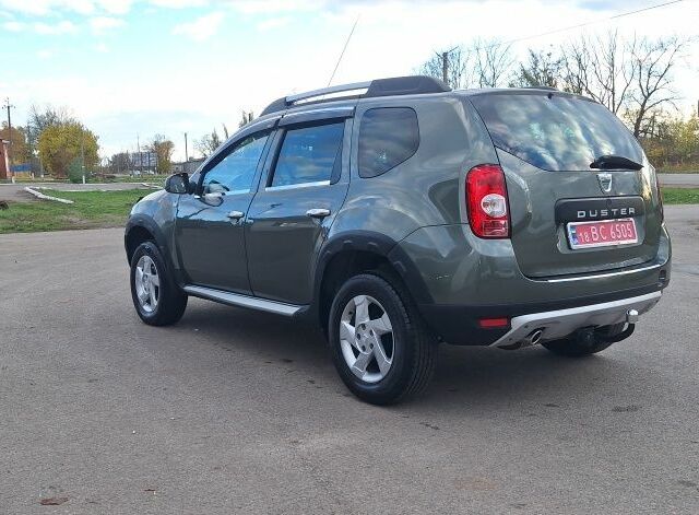 Зеленый Дачия Duster, объемом двигателя 0 л и пробегом 198 тыс. км за 10500 $, фото 7 на Automoto.ua