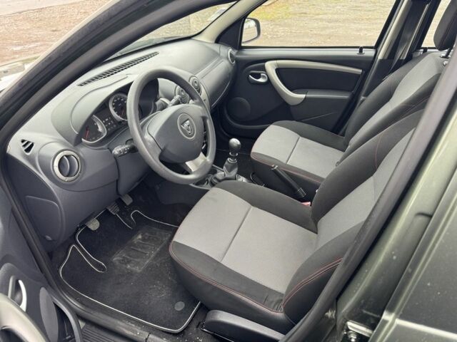 Зеленый Дачия Duster, объемом двигателя 1.5 л и пробегом 195 тыс. км за 10300 $, фото 20 на Automoto.ua