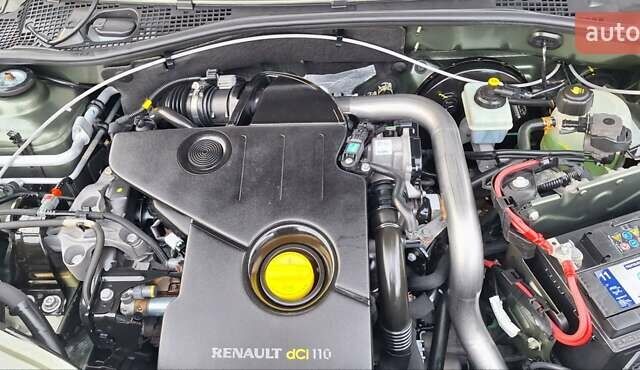 Дачия Duster 2013 в Новоархангельске на Automoto.ua Зеленый Дачия Duster, объемом двигателя 1.5 л и пробегом 198 тыс. км за 10500 $, фото 26 на Automoto.ua