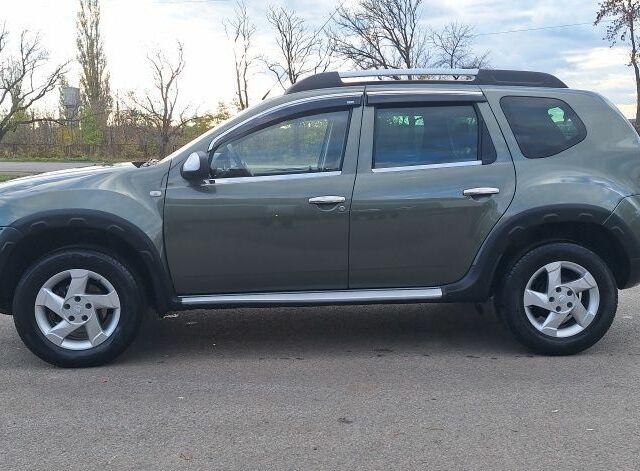 Зеленый Дачия Duster, объемом двигателя 0 л и пробегом 198 тыс. км за 10500 $, фото 3 на Automoto.ua