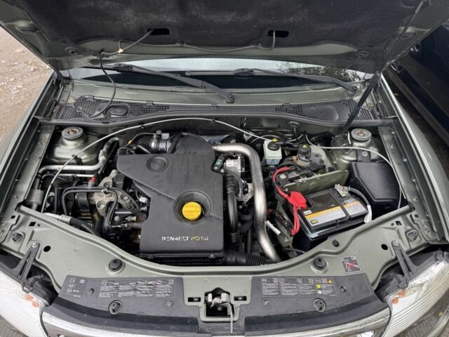 Зеленый Дачия Duster, объемом двигателя 1.5 л и пробегом 195 тыс. км за 10300 $, фото 5 на Automoto.ua