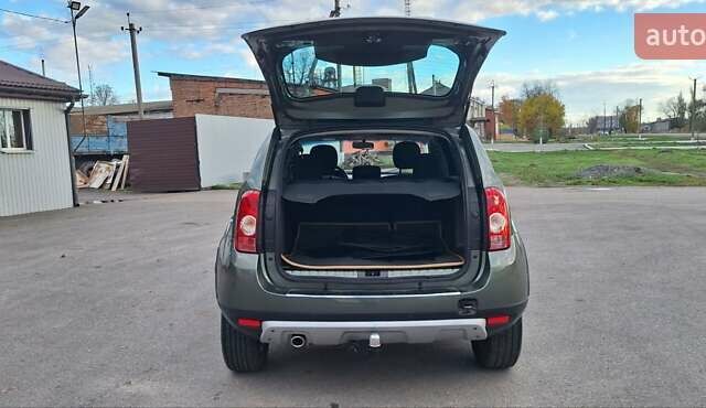 Дачия Duster 2013 в Новоархангельске на Automoto.ua Зеленый Дачия Duster, объемом двигателя 1.5 л и пробегом 198 тыс. км за 10500 $, фото 18 на Automoto.ua
