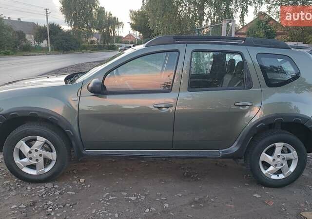 Зелений Дачія Duster, об'ємом двигуна 1.5 л та пробігом 195 тис. км за 9500 $, фото 4 на Automoto.ua