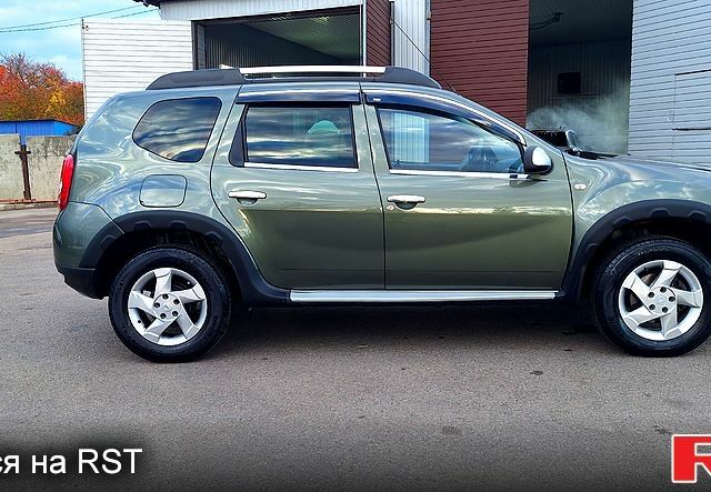 Зеленый Дачия Duster, объемом двигателя 1.5 л и пробегом 198 тыс. км за 10500 $, фото 4 на Automoto.ua