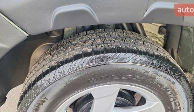 Дачия Duster 2013 в Новоархангельске на Automoto.ua Зеленый Дачия Duster, объемом двигателя 1.5 л и пробегом 198 тыс. км за 10500 $, фото 86 на Automoto.ua