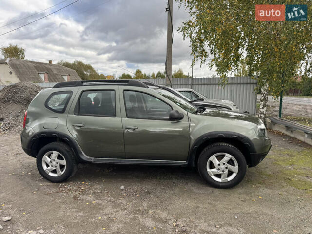 Зелений Дачія Duster, об'ємом двигуна 1.5 л та пробігом 195 тис. км за 10300 $, фото 30 на Automoto.ua
