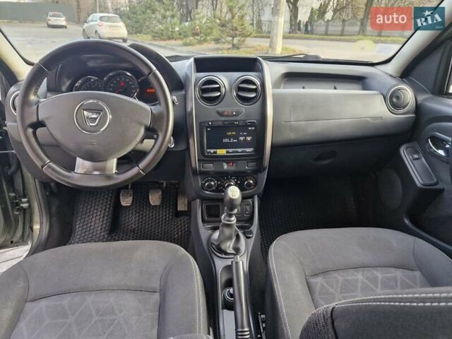 Зелений Дачія Duster, об'ємом двигуна 1.5 л та пробігом 168 тис. км за 10499 $, фото 35 на Automoto.ua
