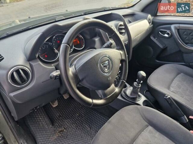 Зелений Дачія Duster, об'ємом двигуна 1.5 л та пробігом 168 тис. км за 10499 $, фото 32 на Automoto.ua