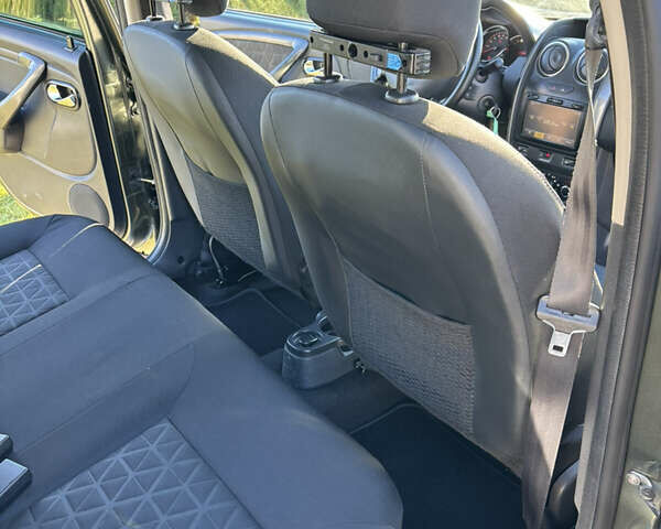 Зелений Дачія Duster, об'ємом двигуна 1.5 л та пробігом 172 тис. км за 10750 $, фото 27 на Automoto.ua