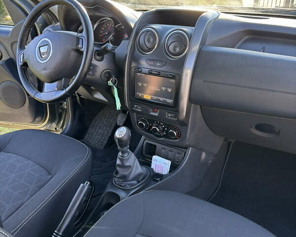 Зелений Дачія Duster, об'ємом двигуна 1.5 л та пробігом 172 тис. км за 10750 $, фото 26 на Automoto.ua