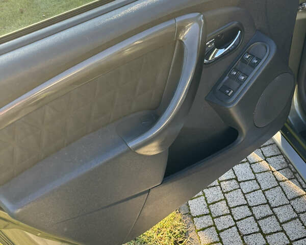 Зелений Дачія Duster, об'ємом двигуна 1.5 л та пробігом 172 тис. км за 10750 $, фото 21 на Automoto.ua