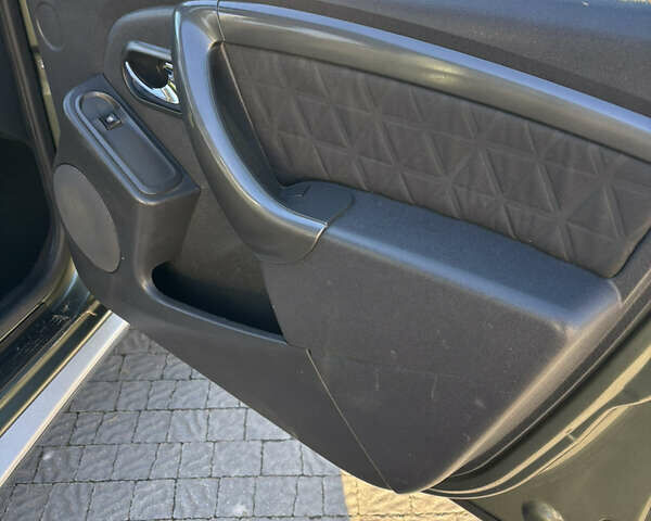 Зелений Дачія Duster, об'ємом двигуна 1.5 л та пробігом 172 тис. км за 10750 $, фото 25 на Automoto.ua