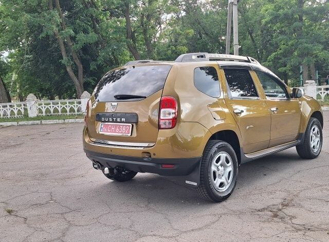 Зелений Дачія Duster, об'ємом двигуна 0 л та пробігом 161 тис. км за 12900 $, фото 5 на Automoto.ua