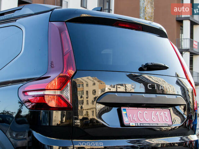 Чорний Дачія Jogger, об'ємом двигуна 1 л та пробігом 184 тис. км за 9700 $, фото 22 на Automoto.ua