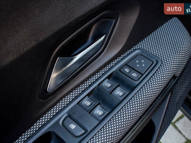 Чорний Дачія Jogger, об'ємом двигуна 1 л та пробігом 184 тис. км за 9700 $, фото 46 на Automoto.ua