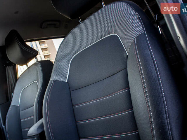 Чорний Дачія Jogger, об'ємом двигуна 1 л та пробігом 184 тис. км за 9700 $, фото 50 на Automoto.ua